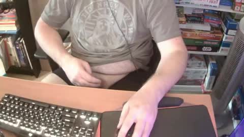 Snapshot of erik_dapper chatting on May 5, 12:35 pm Erik Dapper online show from May 5, 12:35 pm