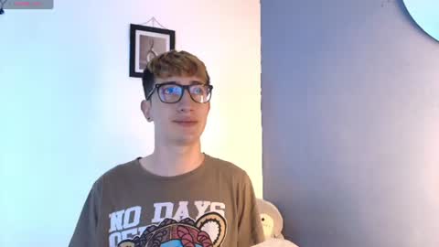 I am Erik online show from July 21, 1:08 am