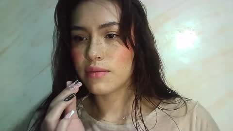 Snapshot of erika_depp chatting on April 30, 3:29 pm Erika online show from April 30, 3:29 pm