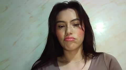 Snapshot of erika_depp chatting on May 23, 4:33 pm Erika online show from May 23, 4:33 pm