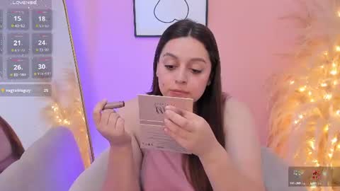 Snapshot of erika_mendez1 chatting on June 25, 7:51 pm Erika Mendez online show from June 25, 7:51 pm