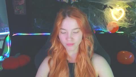 Snapshot of erikabrian chatting on October 28, 2:04 am erikabrian online show from October 28, 2:04 am