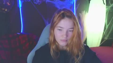 Snapshot of erikabrian chatting on November 2, 2:03 am erikabrian online show from November 2, 2:03 am