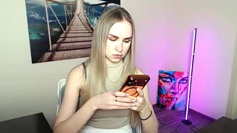 Erika online show from March 19, 1:26 pm