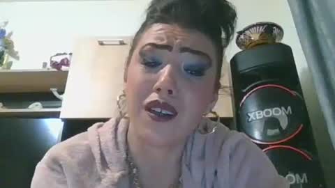 erikaguapa1989 online show from February 16, 3:02 am