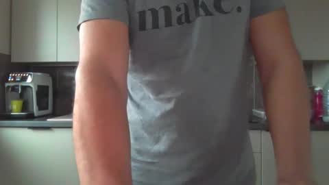 boyohboy online show from December 30, 8:43 am