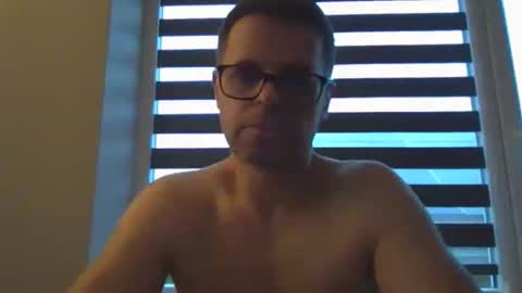 boyohboy online show from October 17, 5:10 am