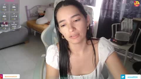 Snapshot of erina_1 chatting on May 17, 6:15 pm erina_1 online show from May 17, 6:15 pm
