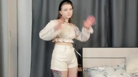 Melissa online show from October 10, 2:43 am