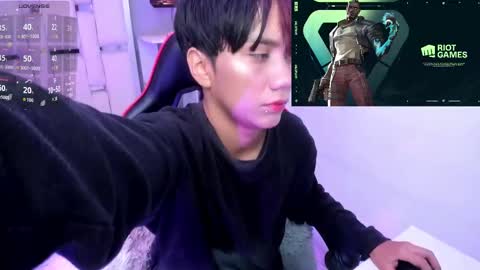 Eriol online show from October 15, 11:43 am