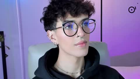   online show from November 14, 2:54 am