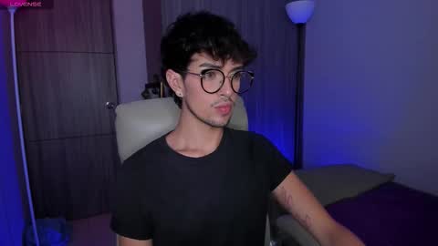   online show from February 2, 4:44 am