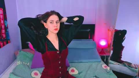 Snapshot of erisunn chatting on February 19, 1:23 am EriSun online show from February 19, 1:23 am