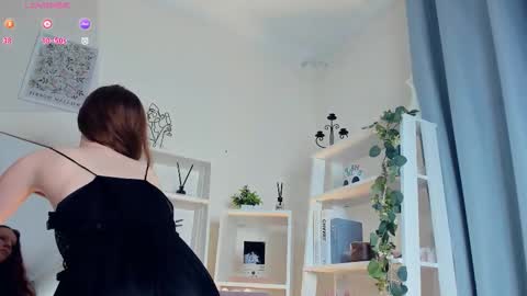 Snapshot of erline_may chatting on February 26, 9:30 am Sofia online show from February 26, 9:30 am