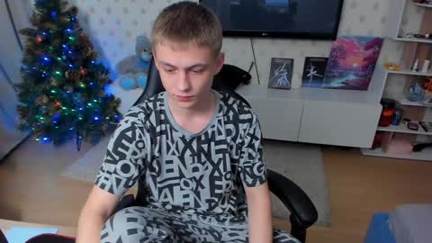 Snapshot of ermak_reborn chatting on January 5, 10:40 pm Max online show from January 5, 10:40 pm