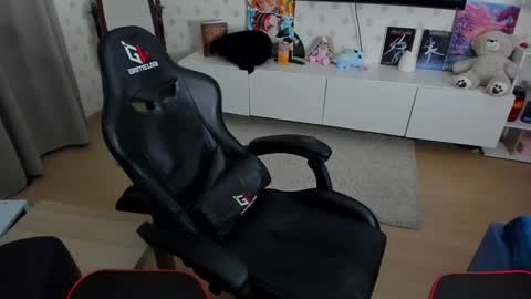 Snapshot of ermak_reborn chatting on February 14, 4:58 am Max online show from February 14, 4:58 am