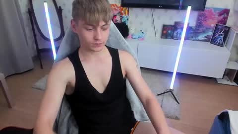 Snapshot of ermak_reborn chatting on September 21, 1:29 am Max online show from September 21, 1:29 am