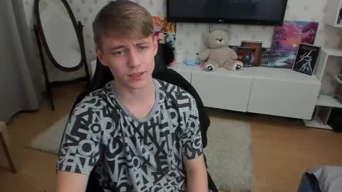 Snapshot of ermak_reborn chatting on September 26, 1:09 am Max online show from September 26, 1:09 am