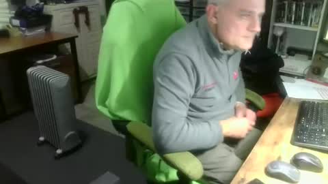 ernello online show from November 3, 7:04 pm