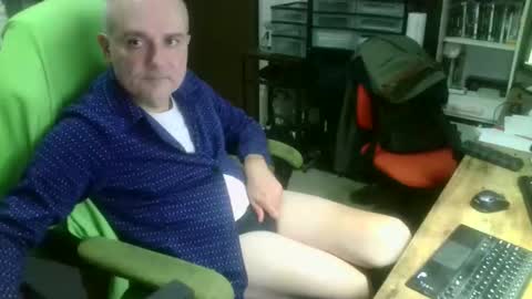 ernello online show from November 4, 9:25 pm