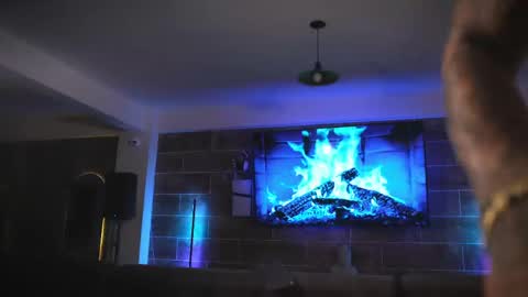 Snapshot of eros_dark_ chatting on April 12, 1:21 am EROS DARK online show from April 12, 1:21 am
