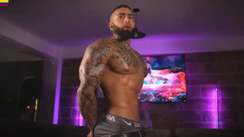 Snapshot of eros_dark_ chatting on April 20, 1:52 am EROS DARK online show from April 20, 1:52 am