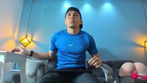 Eross online show from February 22, 3:21 pm