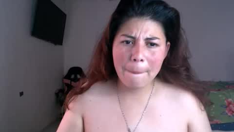 Snapshot of erotic_katia chatting on April 28, 5:51 pm Sara online show from April 28, 5:51 pm