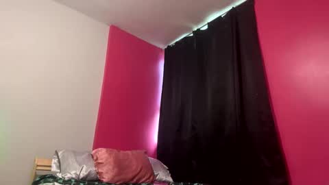 Nikki Erotica online show from November 3, 4:52 pm