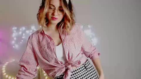 LylaXXX online show from January 23, 12:30 pm