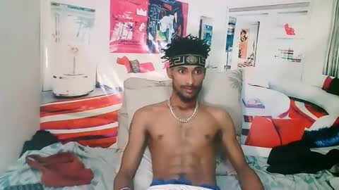 Snapshot of eroticpoison69 chatting on March 1, 5:48 pm Liam online show from March 1, 5:48 pm