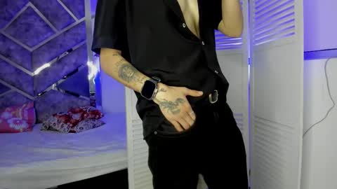 Snapshot of eryx_eriscor chatting on November 22, 2:27 pm Eryx online show from November 22, 2:27 pm