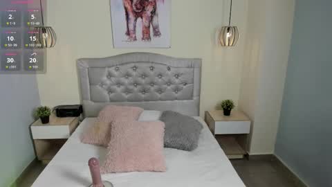 Escarlet online show from January 16, 1:48 pm