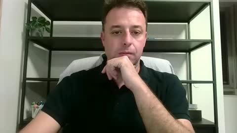 Snapshot of esibizionista_91 chatting on October 24, 2:13 pm esibizionista 91 online show from October 24, 2:13 pm