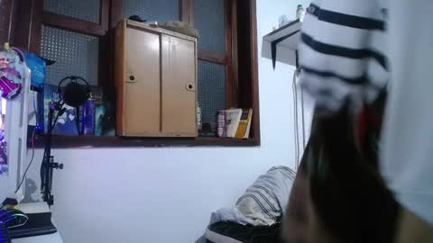 Esteban online show from December 16, 2:36 am