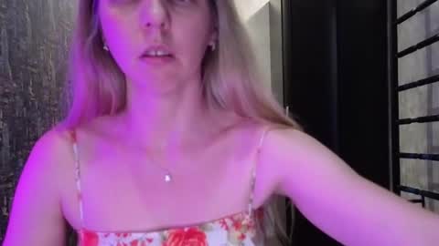 esma347866 online show from July 23, 7:34 pm