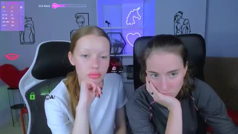 Snapshot of esma_shine chatting on October 13, 7:14 pm esma_shine online show from October 13, 7:14 pm