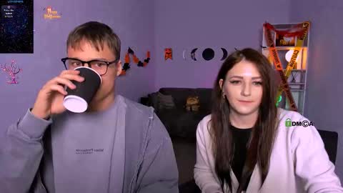 Snapshot of esma_shine chatting on October 23, 7:45 pm esma_shine online show from October 23, 7:45 pm