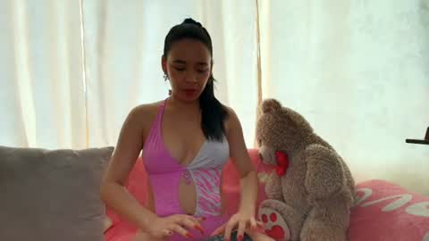 Esmeralda  online show from July 9, 1:04 pm