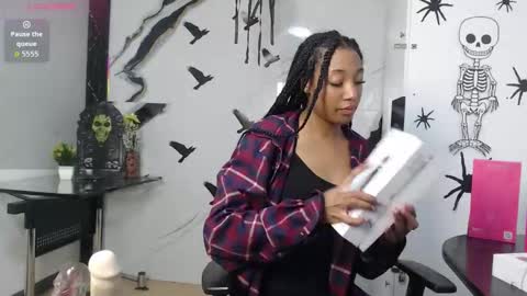 esmeralda_bk online show from October 23, 9:46 pm