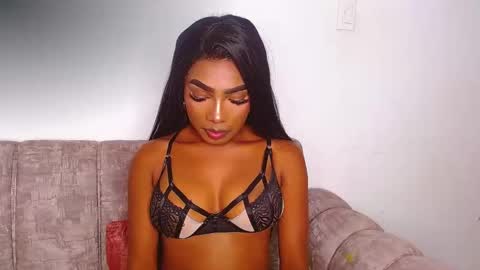 Snapshot of esmeralda_parck chatting on June 3, 12:24 am Esmeralda parck online show from June 3, 12:24 am
