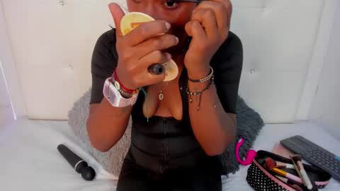 Snapshot of esmeraldanyx chatting on September 14, 1:54 pm esmeraldanyx online show from September 14, 1:54 pm