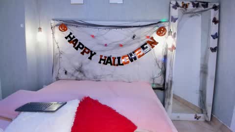 Snapshot of esmeraldanyx chatting on October 22, 10:09 pm esmeraldanyx online show from October 22, 10:09 pm