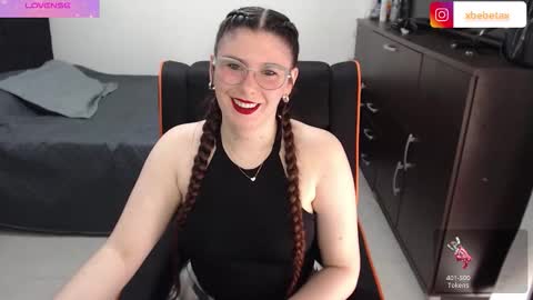 Snapshot of espagamer5 chatting on November 27, 8:33 pm Xbebetax online show from November 27, 8:33 pm