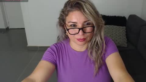 Juliana online show from February 11, 11:44 pm