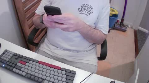 Morph online show from March 29, 6:52 pm