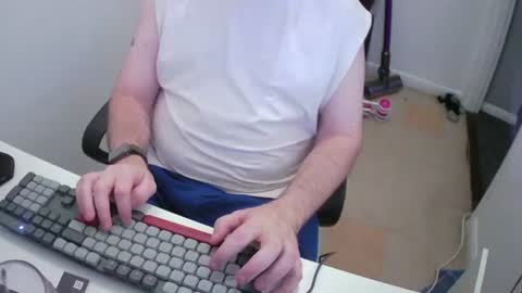 Snapshot of essex_wild chatting on July 8, 8:02 pm Morph online show from July 8, 8:02 pm