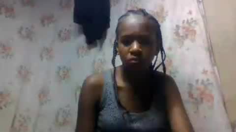 estancelee online show from July 25, 7:17 am