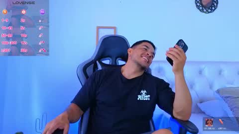 ESTEBAN online show from March 29, 3:01 pm