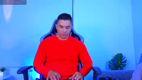 ESTEBAN online show from April 23, 10:58 am